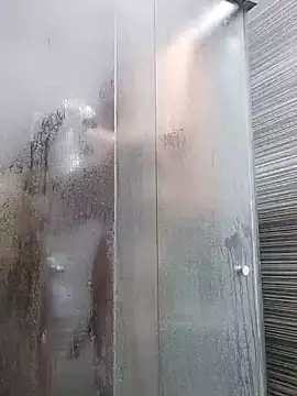 Snapshot of Bb69- chatting on 12/22/24, 10:58 Bb69- online show from 12/22/24, 10:58