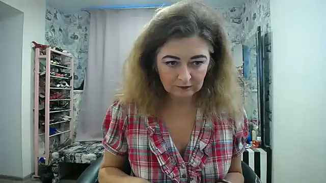 Snapshot of Helen1974 chatting on 06/30/26, 03:23 Helen1974 online show from 06/30/26, 03:23