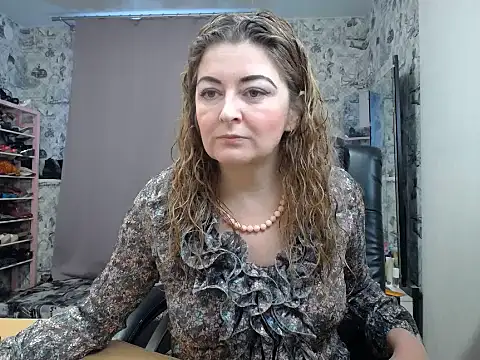 Helen1974 online show from 03/03/25, 01:23