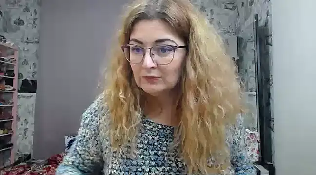 Helen1974 online show from 02/12/25, 04:12