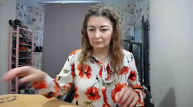 Helen1974 online show from 02/17/25, 07:04