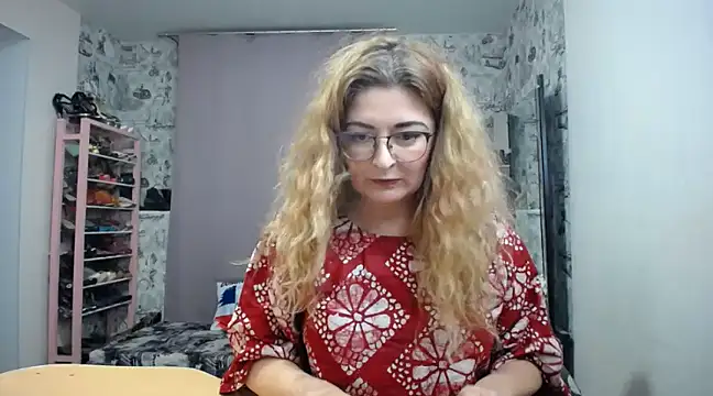 Helen1974 online show from 02/12/25, 01:09