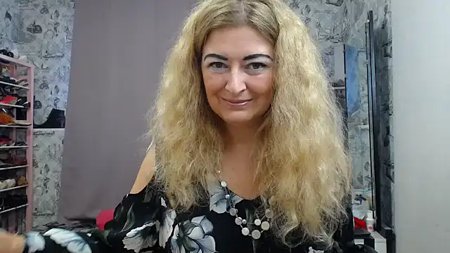 Helen1974 online show from 10/18/25, 11:23