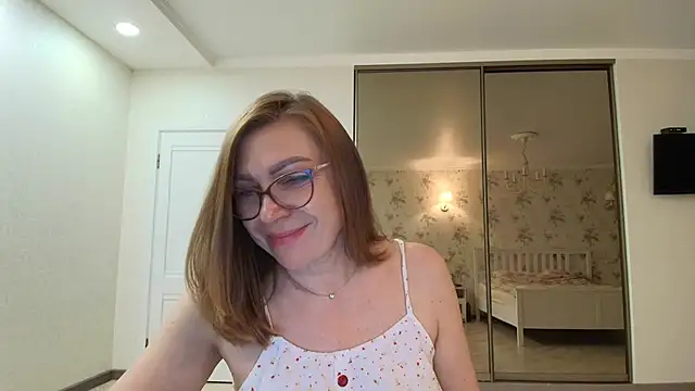 Alexandra-Rosee online show from 04/10/26, 02:57