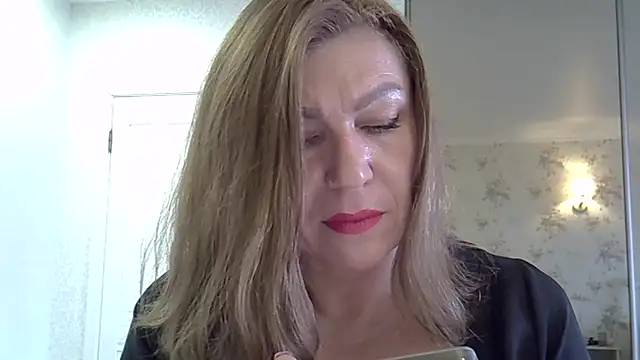 Alexandra-Rosee online show from 11/20/25, 06:25