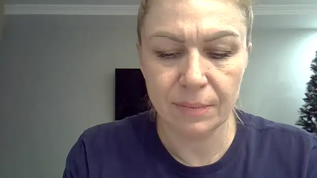 Alexandra-Rosee online show from 12/19/25, 07:05