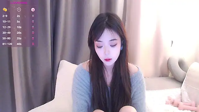 Snapshot of Duludulu_007 chatting on 10/17/25, 04:27 Duludulu 007 online show from 10/17/25, 04:27