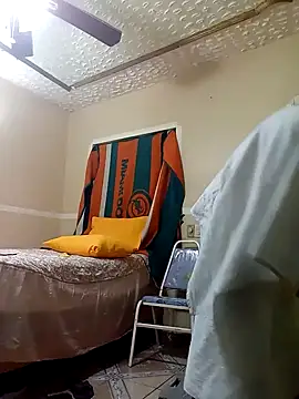 Snapshot of Heriy69 chatting on 09/27/25, 05:30 Heriy69 online show from 09/27/25, 05:30