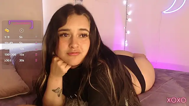 Snapshot of Megan_FE chatting on 02/03/25, 02:34 Megan FE online show from 02/03/25, 02:34