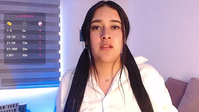 Megan FE online show from 10/27/25, 02:29