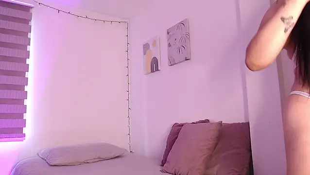 Megan FE online show from 04/22/26, 01:18