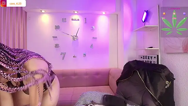 CaroFisher online show from 11/25/25, 01:22