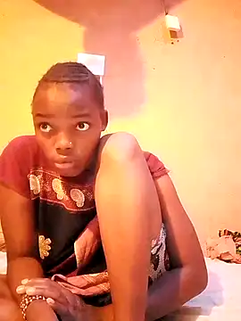 cute naimah online show from 11/24/25, 03:39