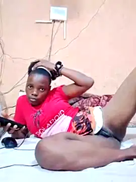 cute naimah online show from 03/18/26, 07:37