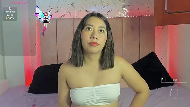 sexylaurita online show from 11/29/25, 01:11