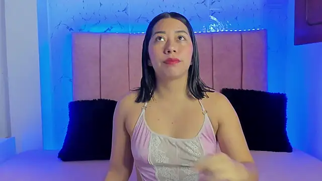 sexylaurita online show from 11/04/25, 02:54