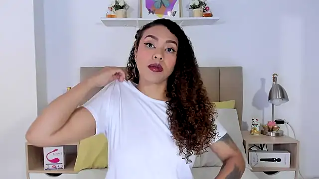 Zoe Gruber online show from 03/05/26, 09:43