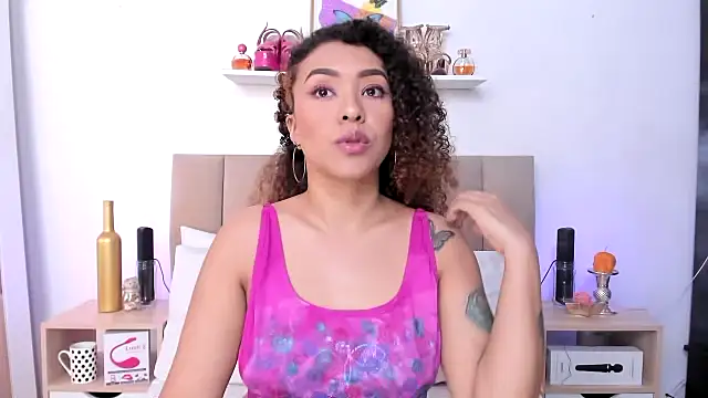 Zoe Gruber online show from 12/14/25, 08:47