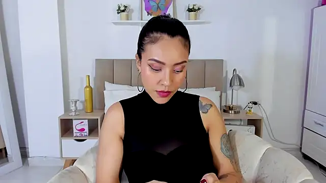 Zoe Gruber online show from 05/28/26, 11:21