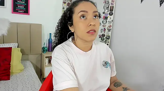 Snapshot of Zoe_Gruber chatting on 02/09/25, 10:11 Zoe Gruber online show from 02/09/25, 10:11