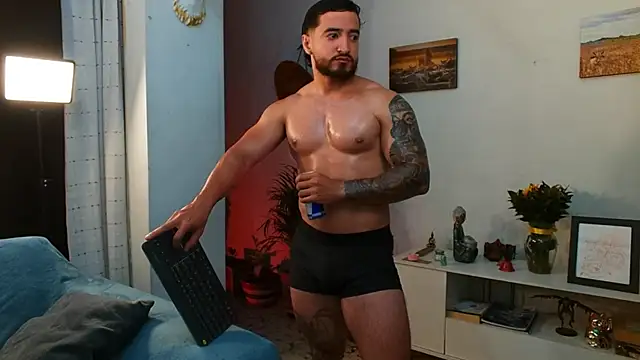 AndrewMartinez online show from 10/04/25, 01:29