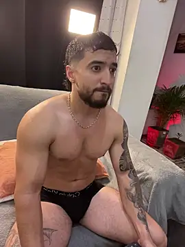 AndrewMartinez online show from 11/04/25, 11:30