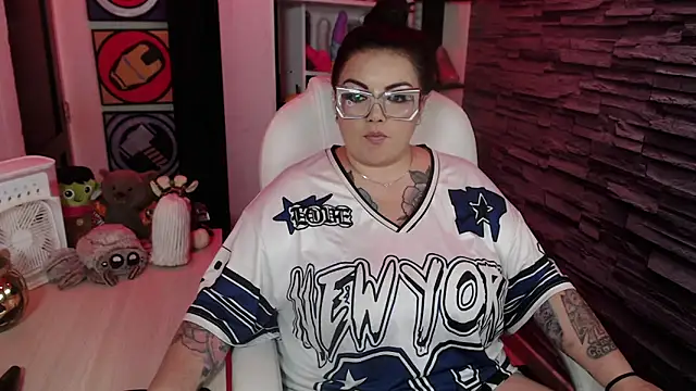 Snapshot of juliette_rd chatting on 02/03/26, 06:22 juliette rd online show from 02/03/26, 06:22