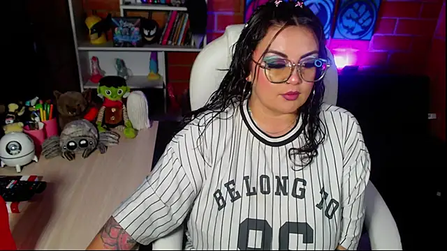 juliette rd online show from 10/02/25, 03:21