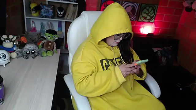 juliette rd online show from 12/29/24, 09:50