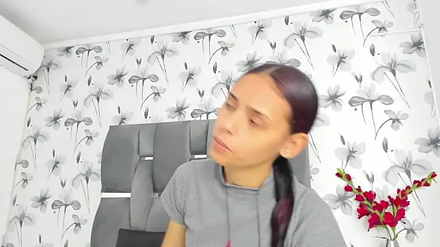 Ehotloveaxxx online show from 10/04/25, 04:41