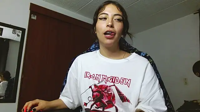 liisaxxx online show from 02/08/26, 04:54