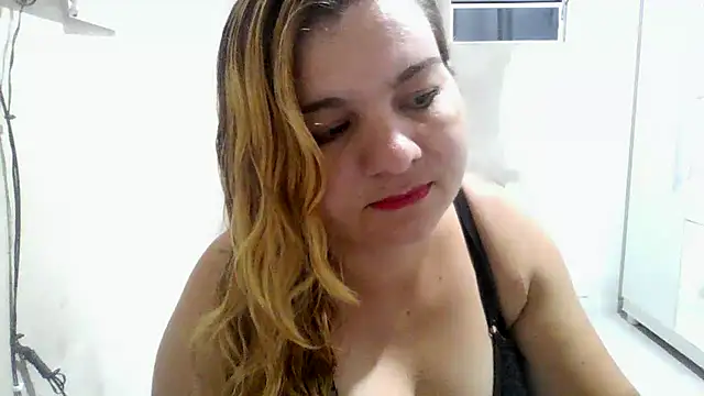 Snapshot of laiscibelle chatting on 02/27/26, 05:07 laiscibelle online show from 02/27/26, 05:07