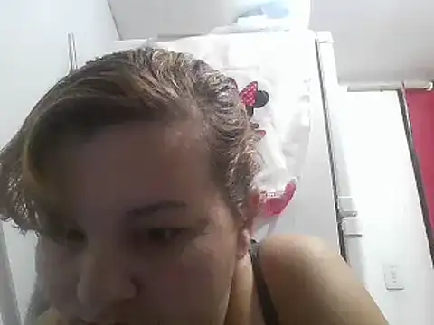 Snapshot of laiscibelle chatting on 02/23/25, 05:01 laiscibelle online show from 02/23/25, 05:01