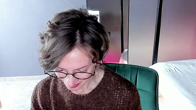 Dorothy Meyer online show from 02/17/26, 03:15