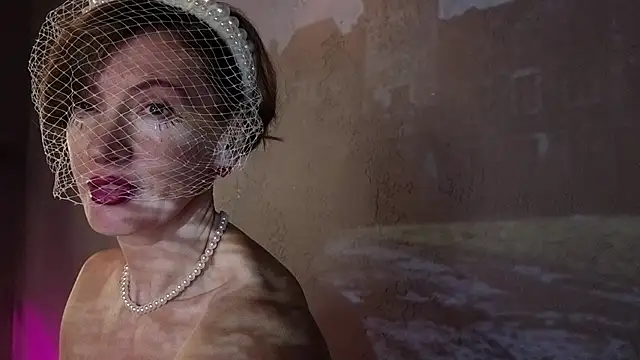 Dorothy Meyer online show from 10/30/25, 02:43