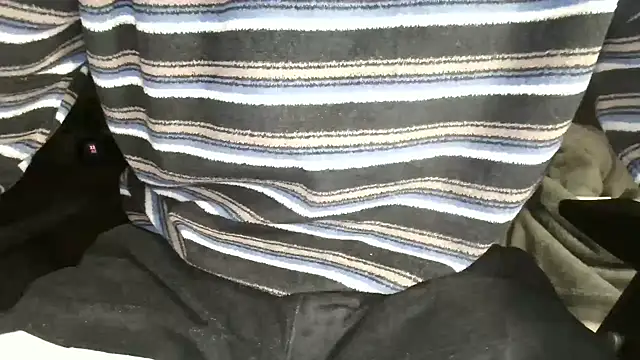 Hornyboyspanish2 online show from 03/14/26, 09:43