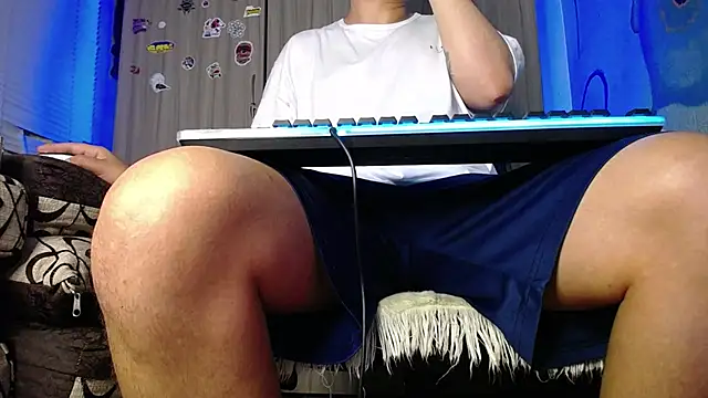 Snapshot of zacwatson_ chatting on 02/03/25, 10:58 zacwatson online show from 02/03/25, 10:58