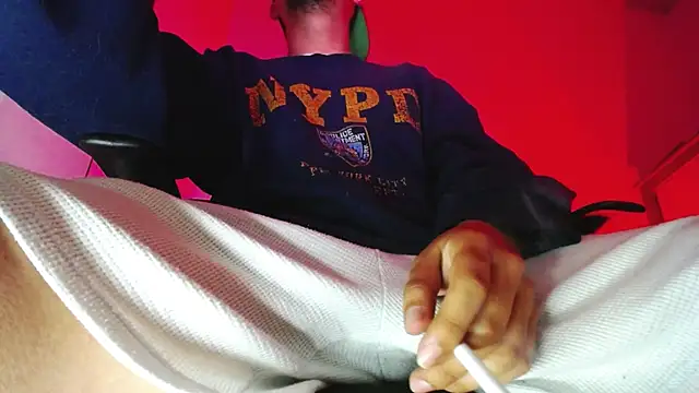 zacwatson  online show from 11/30/25, 04:02