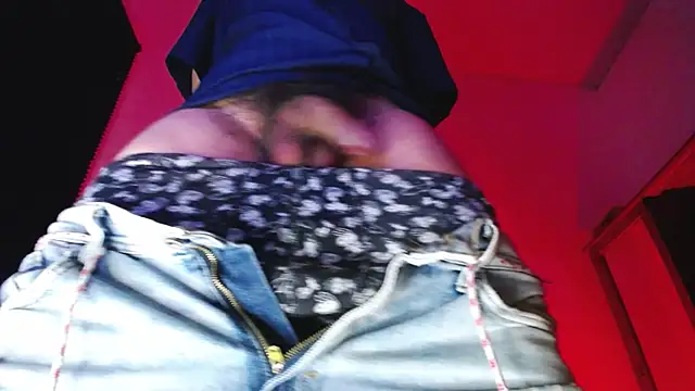 zacwatson  online show from 12/14/25, 11:21