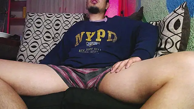Snapshot of zacwatson_ chatting on 09/21/25, 02:28 zacwatson online show from 09/21/25, 02:28