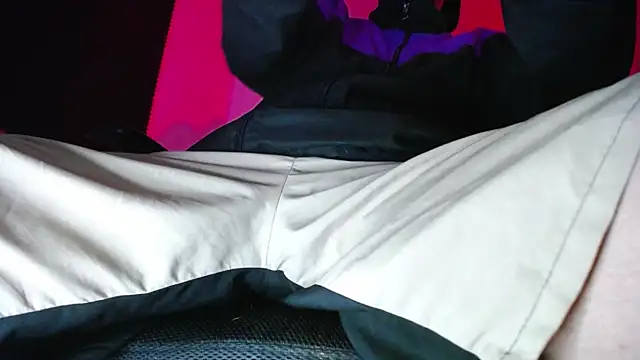 zacwatson  online show from 11/13/25, 01:53