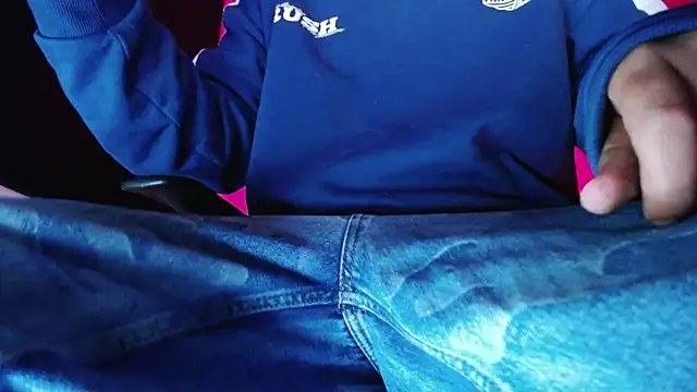 zacwatson  online show from 11/08/25, 05:44