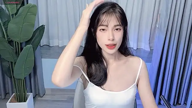 Aurora 99 online show from 10/04/25, 11:56