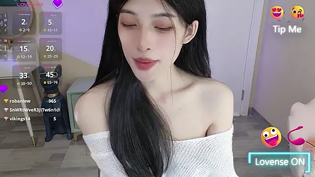 Aurora 99 online show from 12/31/24, 10:04