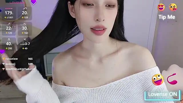 Aurora 99 online show from 12/31/24, 01:08