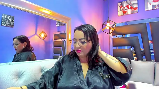 Romina017 online show from 10/07/25, 12:44