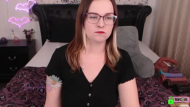 DaisieMaeXO online show from 02/03/26, 12:21