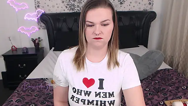 DaisieMaeXO online show from 12/18/25, 10:57