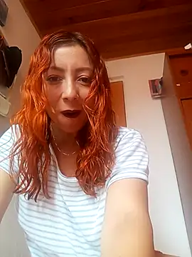 Snapshot of malusexy33 chatting on 03/22/25, 02:58 malusexy33 online show from 03/22/25, 02:58