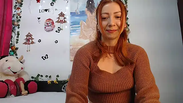 Snapshot of malusexy33 chatting on 12/25/24, 05:26 malusexy33 online show from 12/25/24, 05:26